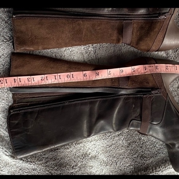 CLOSET CLOSING! ALL BUNDLES NEGOTIABLE! LEATHER CALF KNEE HEELED WEDGE BOOTS 10 - Picture 3 of 12